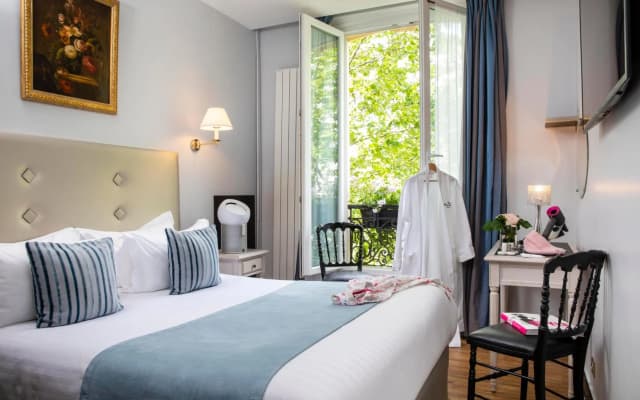 Hotel Plaza Elysées - photo 5