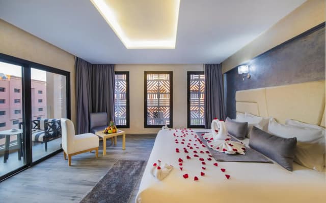 Stars Hotel - photo 2
