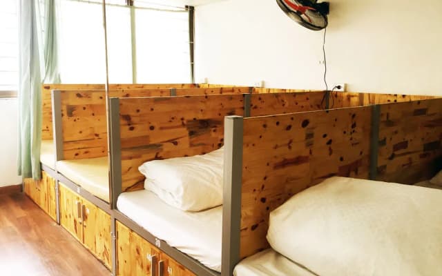 Hanoisy Hostel - photo 2