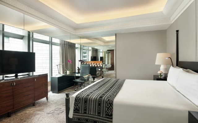 Hotel Indonesia Kempinski Jakarta - photo 3