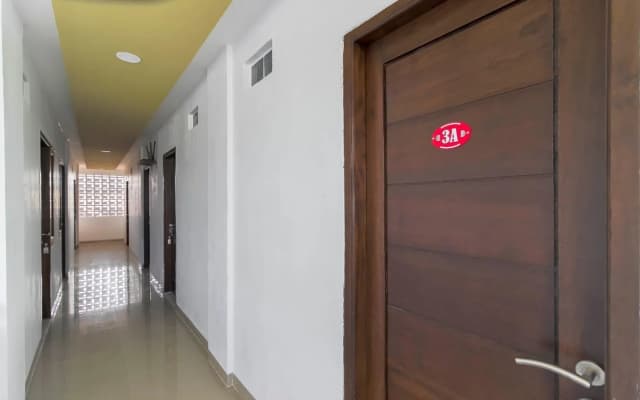 Reddoorz Plus @ Mampang Prapatan - photo 3
