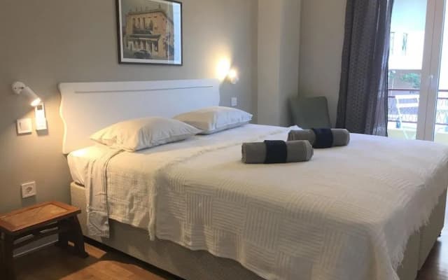 Filopappou Hill Apartment - photo 4