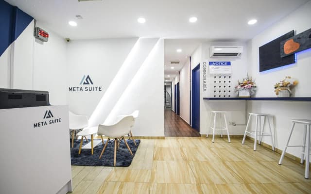 Meta Hotel - photo 4