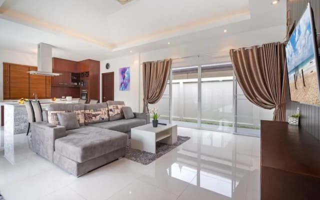 Charming Private Pool Villa - photo 3