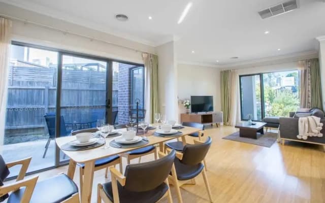 70 Greenbell Doncaster - photo 2