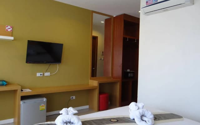 Tropical Sunset Hotel Patong - photo 3