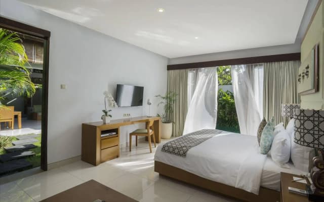 Pradha Villas Seminyak - photo 5