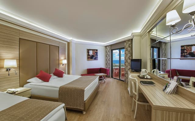 Delphin Deluxe Resort Hotel - All Inclusive - photo 3
