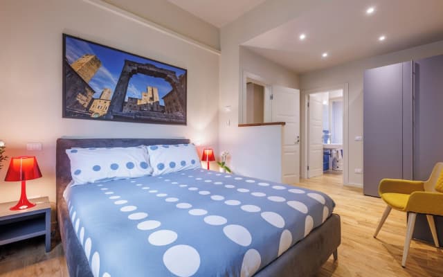 Lucy Florence Charming Modern Apartment - photo 5
