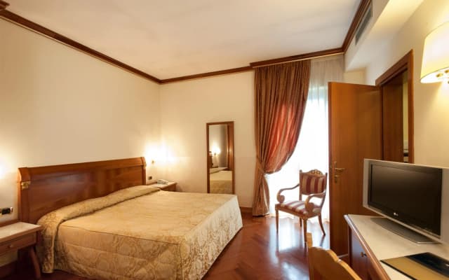 Marconi Hotel - photo 4