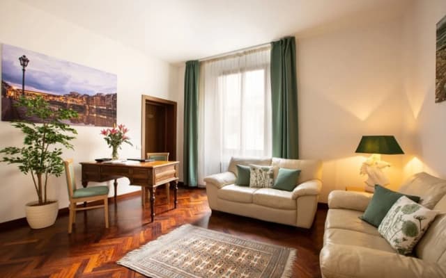Aramis Deluxe Rooms - photo 4