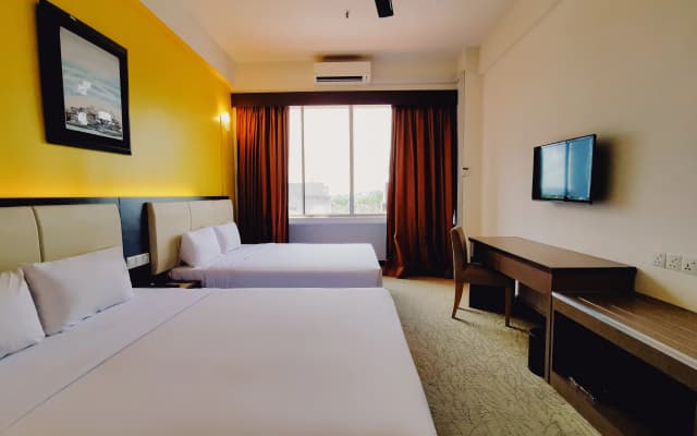 Hotel Sentral Melaka @ City Centre - photo 4