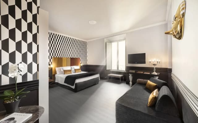 Marco Aurelio Suites - photo 2