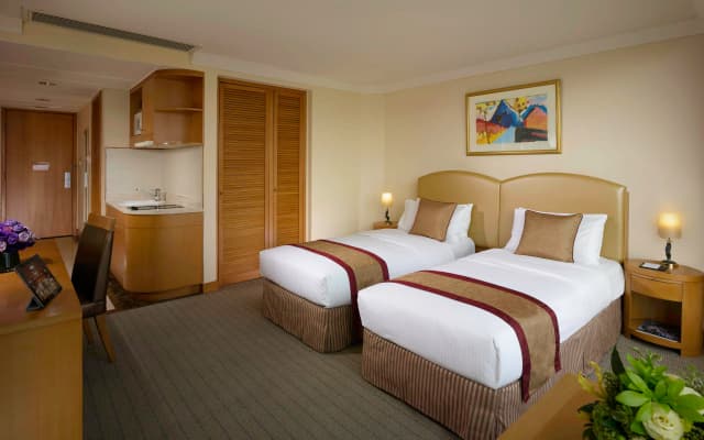Harbour Plaza Resort City - photo 3