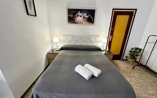 Rooms Sepulveda - photo 2