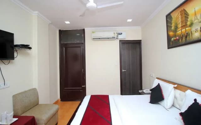 OYO 4883 Duke Hotel - photo 4
