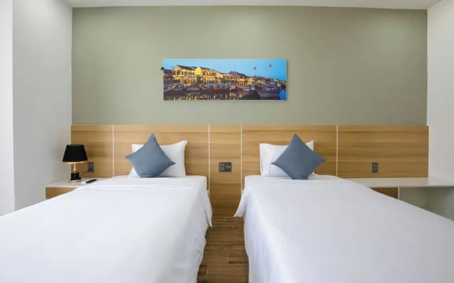 FIRST Studio Hotel Da Nang - photo 5