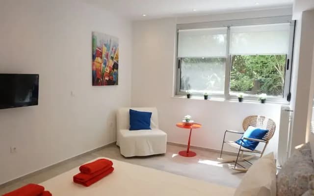 Comfy-Bright Studio Hilton Hotel Area - photo 5