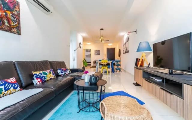 Urban Oasis Kuala Lumpur Apartment Sleeps 6 - photo 4