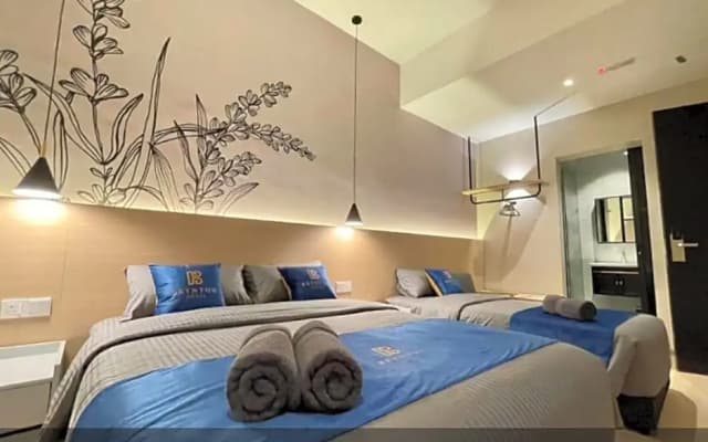 Hotel Brynton At Cameron Centrum Mall - photo 2