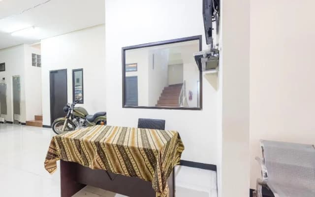 OYO 1435 Residence 446 - photo 5