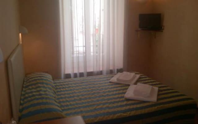 Vatican Luxury Suites - photo 3