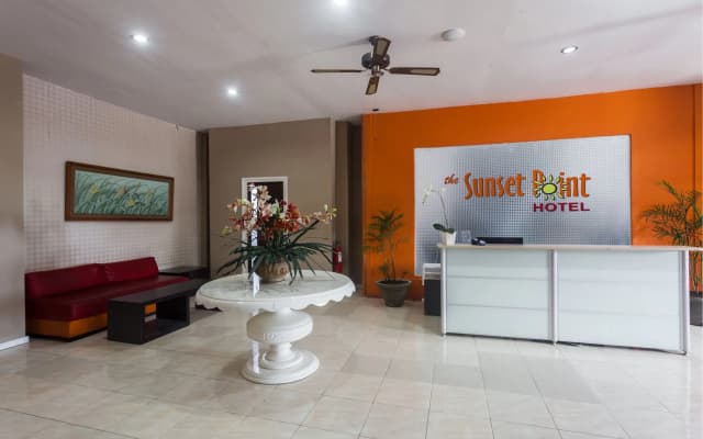 Sunset Point Hotel Seminyak - photo 2