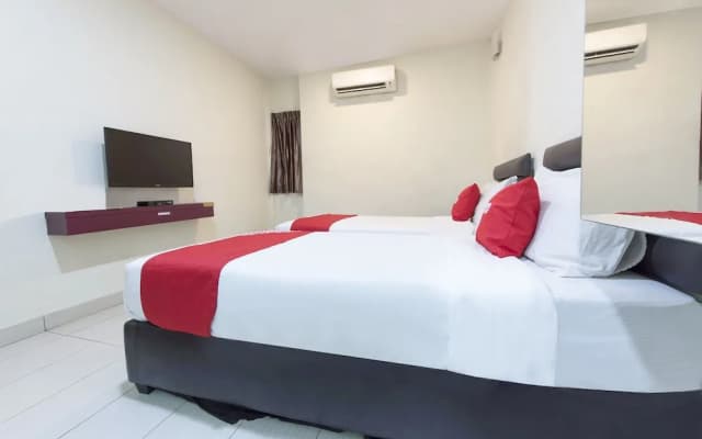 Oyo 90385 H3 Hotel - photo 5