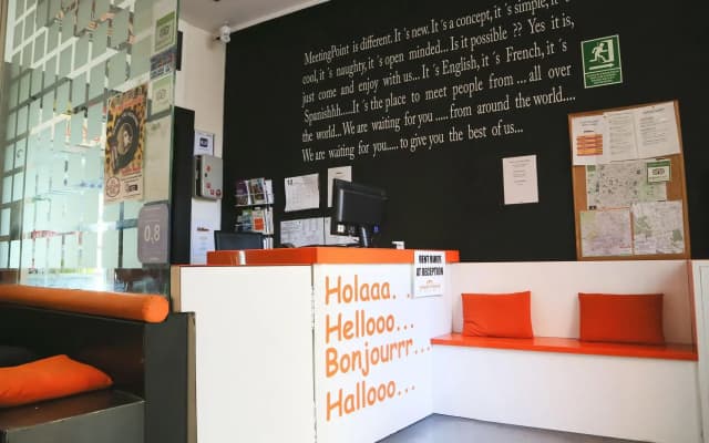 Hostels Meetingpoint - photo 2