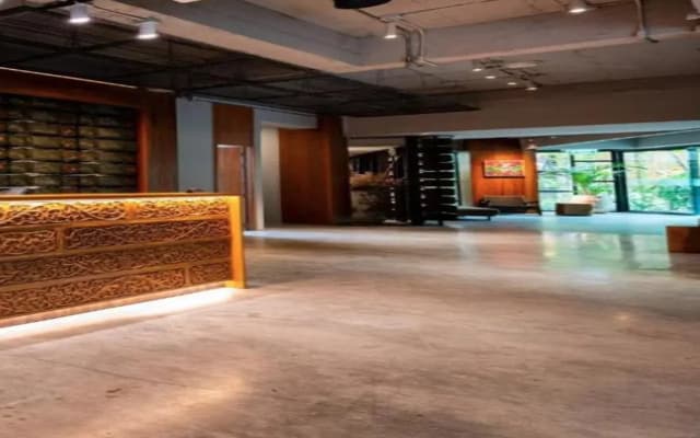 515 VICTORY Hotel - photo 2