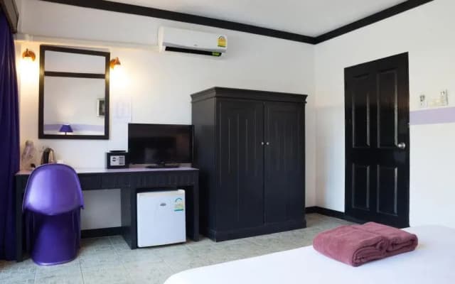Sharaya Kata Hotel - photo 3