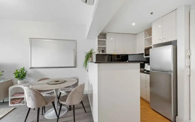 Lovely Boutique 1-bed Unit With Gym & Pool - photo 5