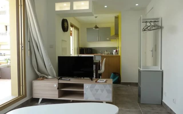 Studio in Nice, With Furnished Terrace and Wifi - photo 3