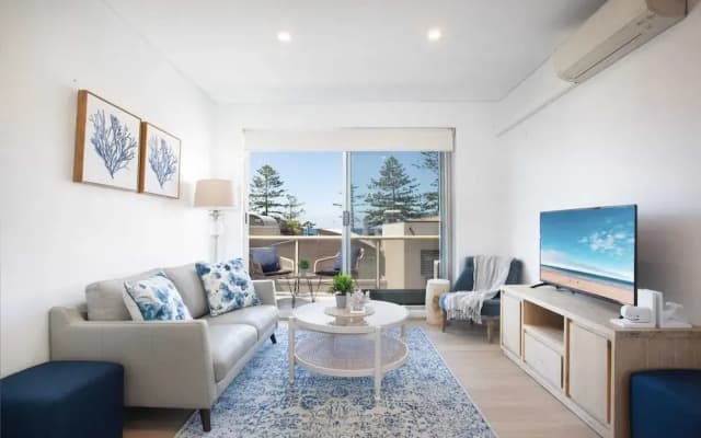 Madecomfy Trendy Apartment on Dee Why Beach - photo 3