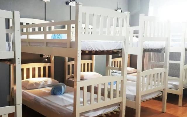 B & B @ 21 - photo 2