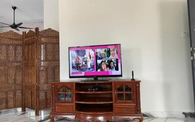 Bangi Utara Villa - photo 2