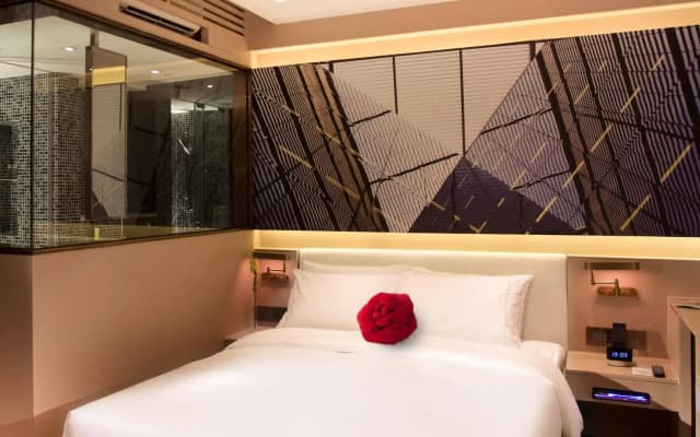 Butterfly on Waterfront Boutique Hotel Sheung Wan - photo 5