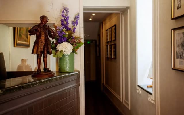 Hotel Oasis - photo 2