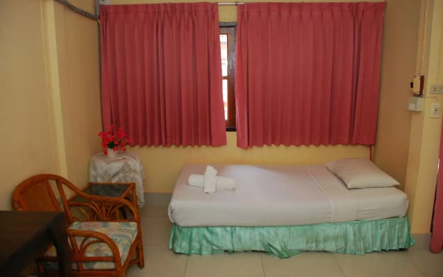 Nilawan Guesthouse - photo 2