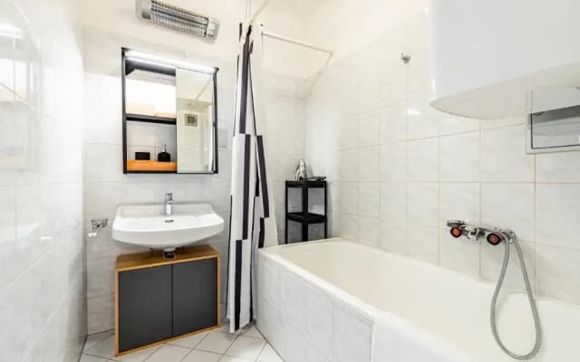 New with a View - Modern Studio - photo 5
