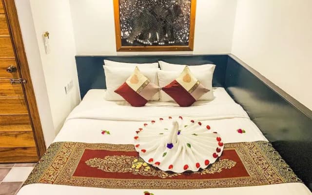 1004 Boutique Hotel - photo 3