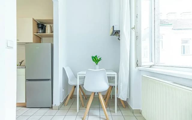 Stylish 1BR Apartment In Vienna Center - photo 4