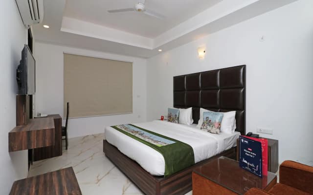 Hotel Mayda Prime Near Delhi Airport - photo 2
