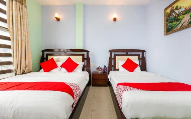 Nhat Hoang Hotel - photo 2
