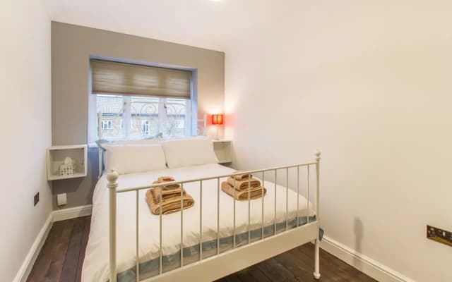Luxury London Apartment 5-double rooms - photo 2