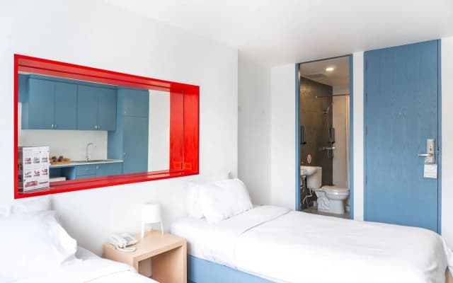 128 Room And Massage - photo 5
