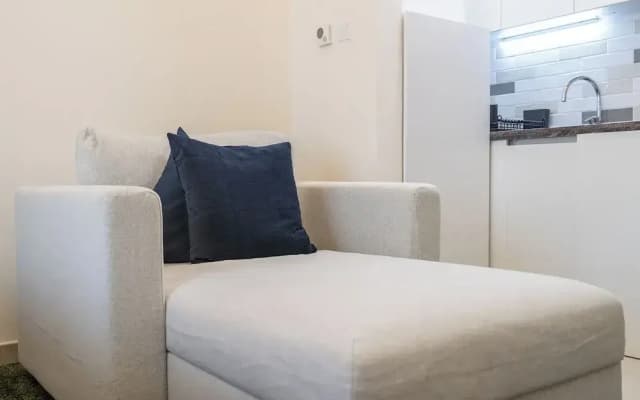Cozy Studio Budget Friendly - photo 2