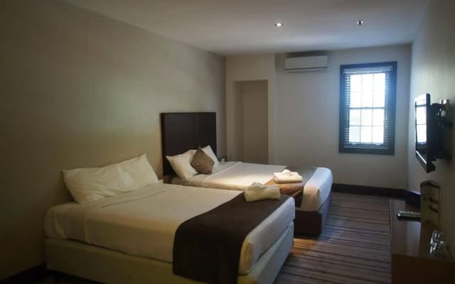 Southern Cross Hotel - photo 3