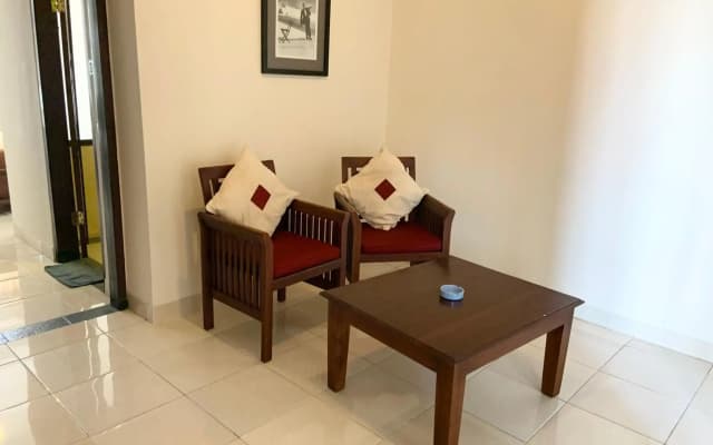 Nirwana Hotel Suites - photo 3