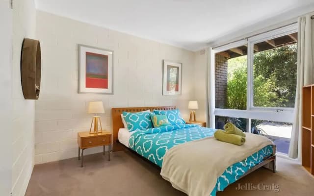 Bayside St Johns Close - photo 2